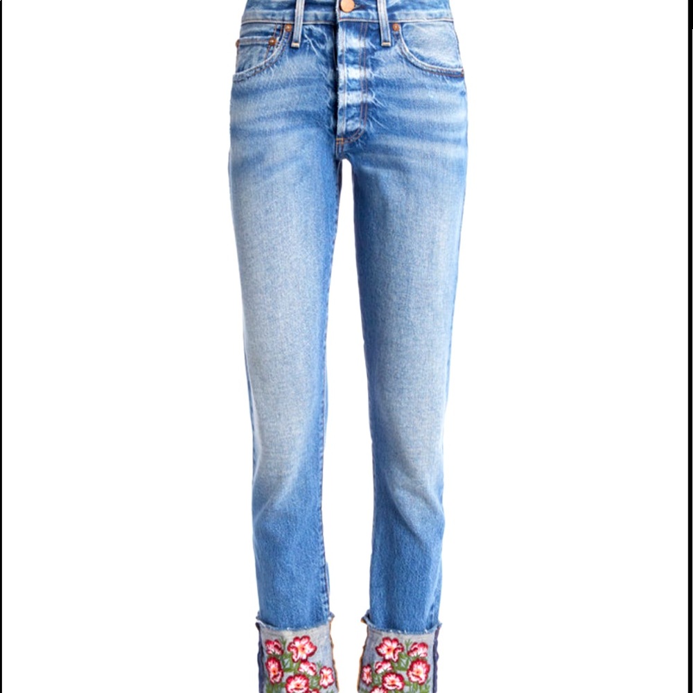 NWT Alice + Olivia Amazing Boyfriend Jeans